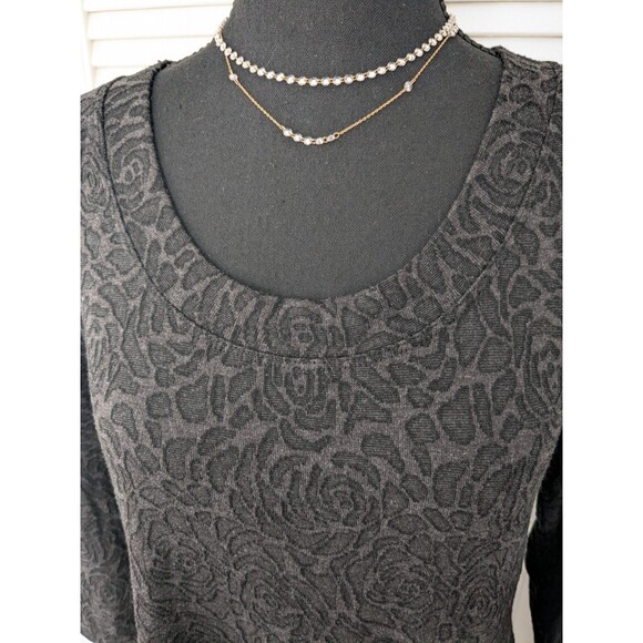 Cut Loose Dress M Black Gray Textured Thick Knit 3/4 Sleeve Button Detail Roses - Picture 2 of 13